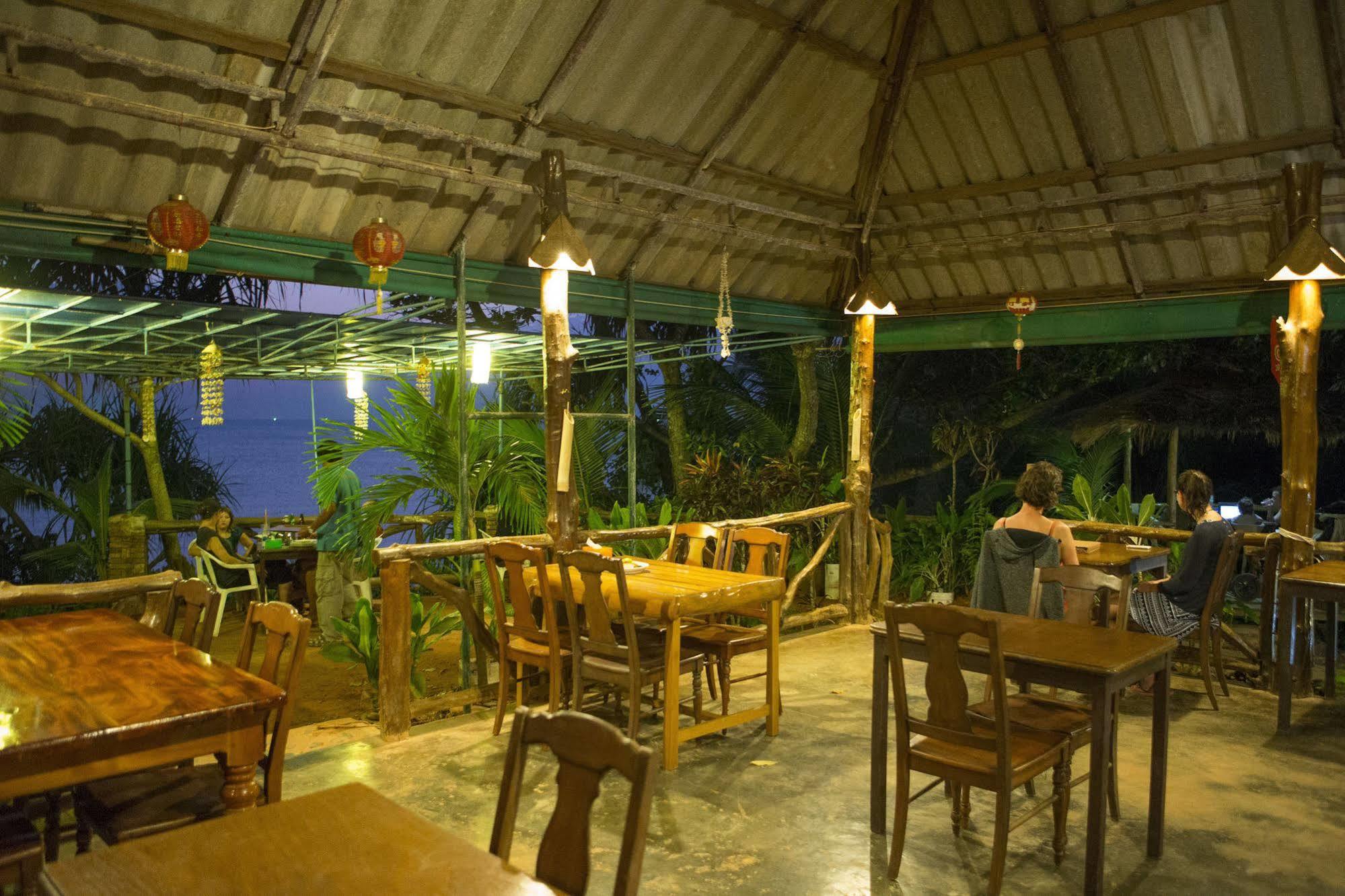 Lanta Coral Beach Resort Koh Lanta Ngoại thất bức ảnh