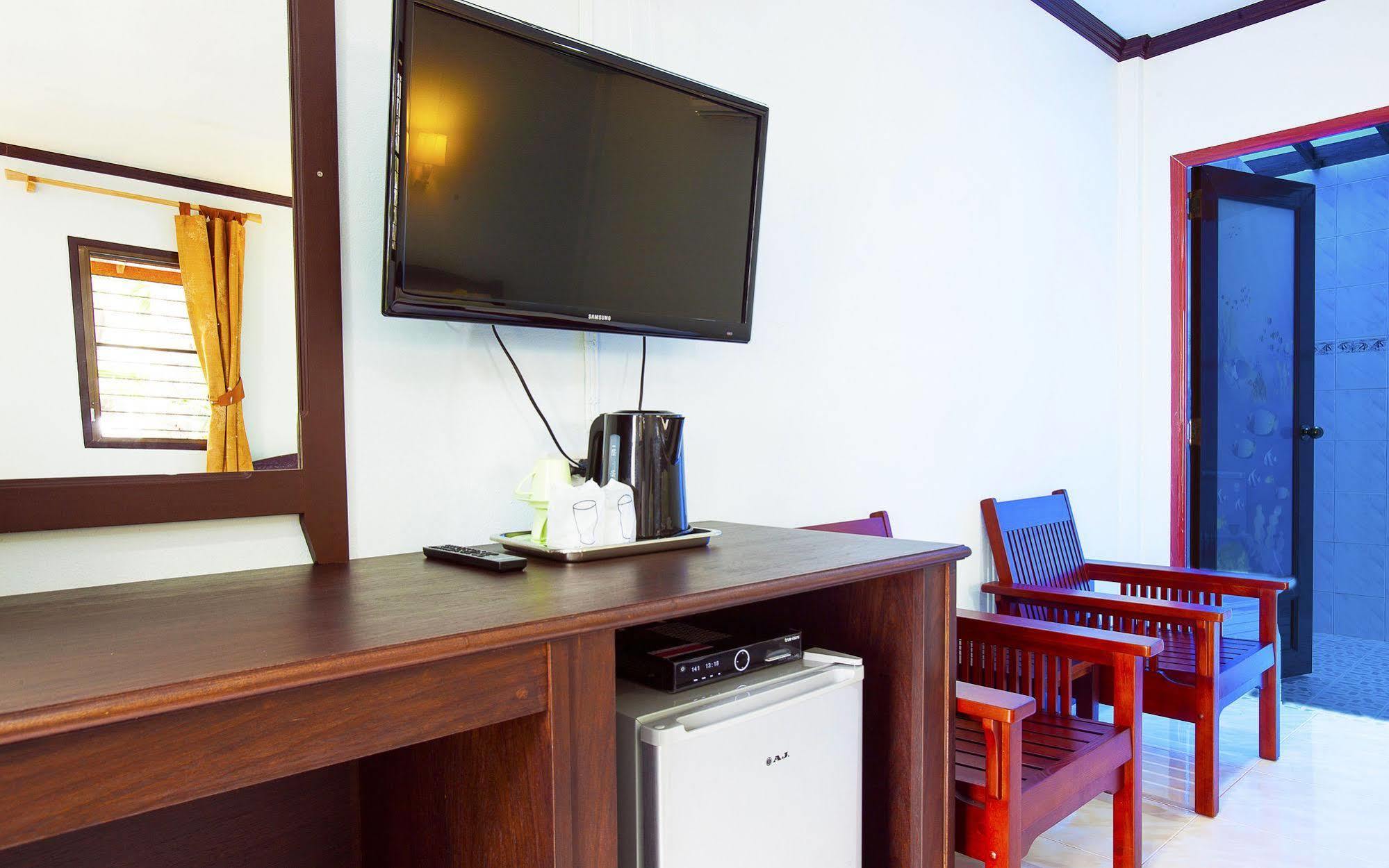Lanta Coral Beach Resort Koh Lanta Ngoại thất bức ảnh